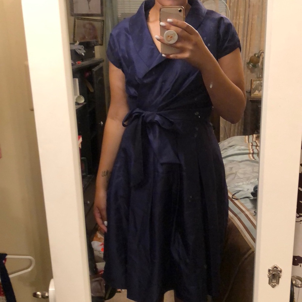 Dress - Picture 2 of 4